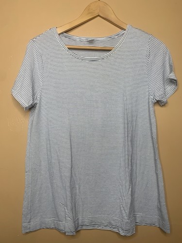 Old Navy Women's Size Medium T-Shirt Crew Neck Blue White Striped Short Sleeve - Picture 2 of 13