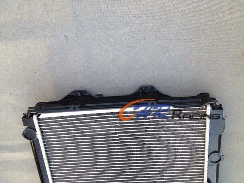 Radiador para TOYOTA HILUX LN147R LN167R LN172R 3.0lt 4CYL 10/1997-3/2006 Manual Foto 3 de 4