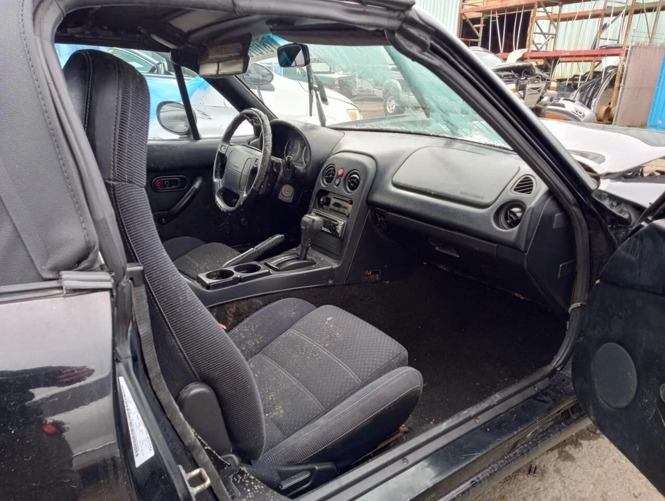 Conjunto de filtro de aire usado se adapta a: Mazda MX-5 MIATA Grado A 1994 Foto 4 de 4