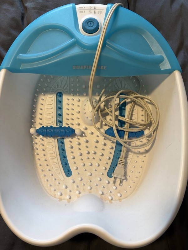 Sharper Image Foot Bath Spa Massager SMG1550 Blue White Vibration Rollers Modes