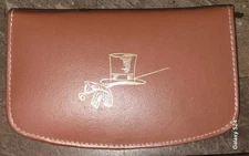 MENS GROOMING KIT WITH NOS GILLETTE RAZOR AND NOS UNOPENED BLADE BEAUTIFUL KIT