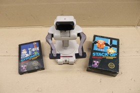 STACK UP NINTENDO NES GAME 5 SCREW COMPLETE W/ BOX, - ROB ROBOT -GYROMITE GAME