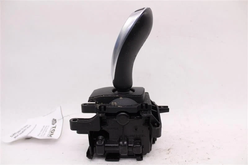 2013 BMW X3 AUTOMATIC FLOOR SHIFTER AUTO GEAR SHIFT 1000648 - Image 2 of 4