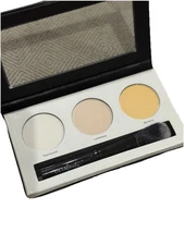 Ulta Beauty Powder Trio, Highlighter, Banana Setting Luminous Palette + Brush