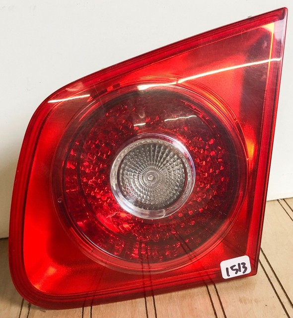 2006 2009 VOLKSWAGEN JETTA REAR PASSENGER RIGHT INNER TRUNK TAIL