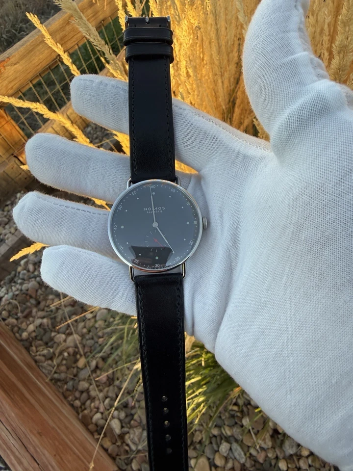 Nomos Metro 38 (Ref. 1112 / 5356) - Juego completo - Excelente estado Foto 2 de 4