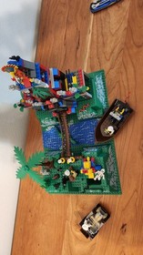 LEGO Adventurers: Amazon Ancient Ruins (5986) Complete with Instructions No Box