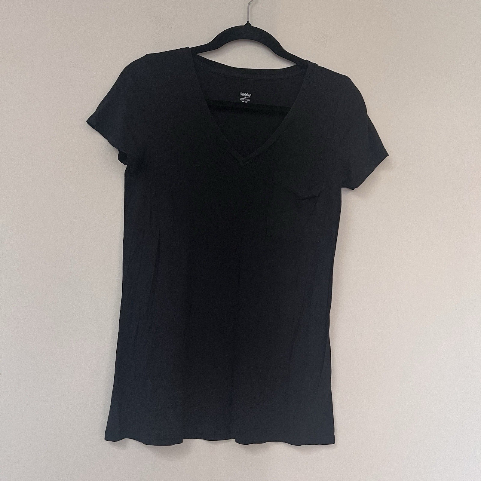 Mossimo Supply Co. Black Basic V-Neck Top - image 1