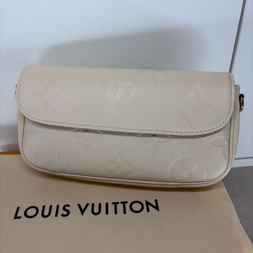 Louis Vuitton Wallet on Chain Ivy Empreinte Chain Bag