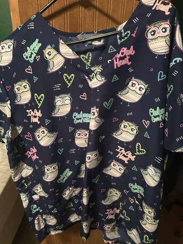Serene Uniforms Women’s Medical V-Neck Scrub Top Short Sleeve Pocket Navy 2X Owl