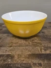 Vintage Pyrex Nesting Mixing 2.5 Qt Bowl Yellow Primary Colors #403