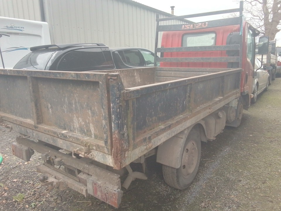 2009 ISUZU GRAFTER NKR77 TURBO ELECTRIC DI SPARES OR REPAIR 157 K MOT ...