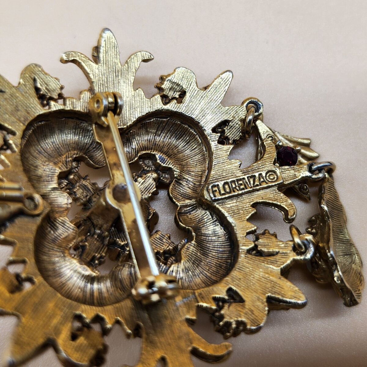 Vintage FLORENZA Jewelry Intricate Design Gold Tone Pendant Vintage FLORENZA Jewelry Intricate Design Gold Tone Pendant