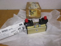 Ross W6076b4407 Pneumatic Dual Solenoid Valve 120v 50/60hz 48vdc Ross W6076b4407 Pneumatic Dual Solenoid Valve 120v 50/60hz 48vdc