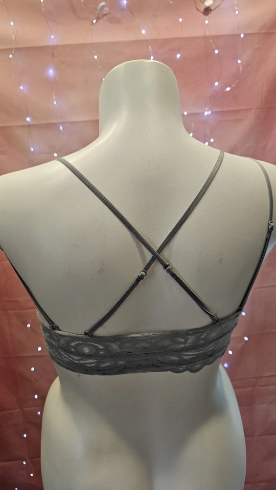Sujetador SO Intimates Bralette Para Mujer Talla M Gris Encaje Espalda Corredora Foto 3 de 4