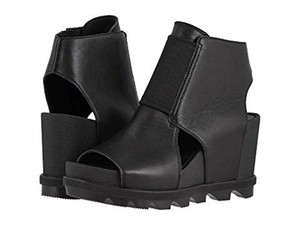 converse baseball cleats