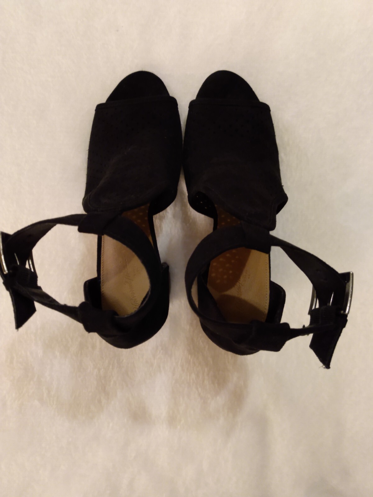 Universal Thread Women's Black Microsuede Ankle S… - image 6