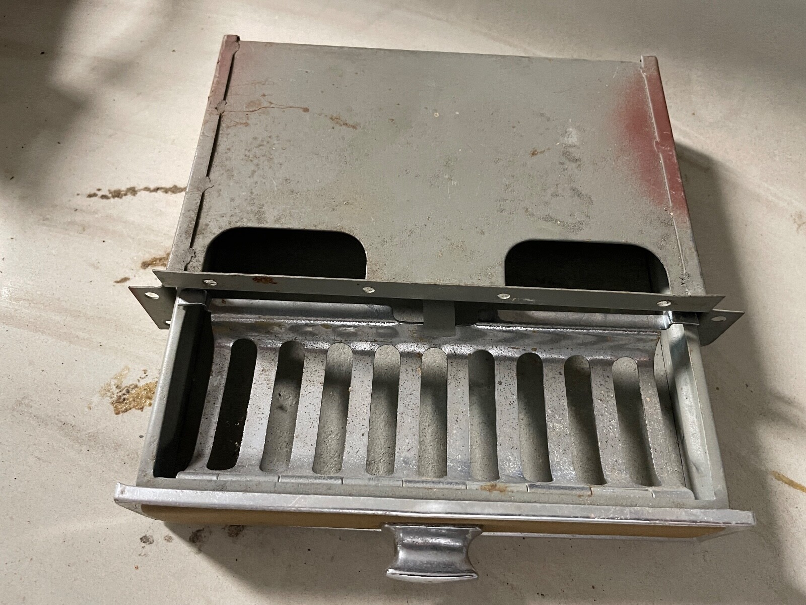 ROLLS ROYCE MANY TYPES ASH TRAYS ASSORTMENT FROM 55 TO 98