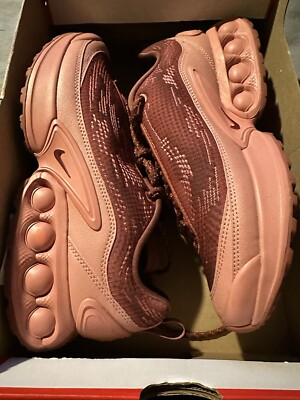 NIKE Air Max Dn SP HQ0912 600 Canyon Last Revstardust Team Red Men 