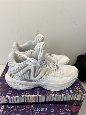 New Balance  Unisex FuelCell Two WXY v4. Size Men s 8.5 D /Women s 10 D