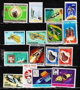 26STAMPSA-4  16 WORLDWIDE MINT VLH SPACE STAMPS - 1960+