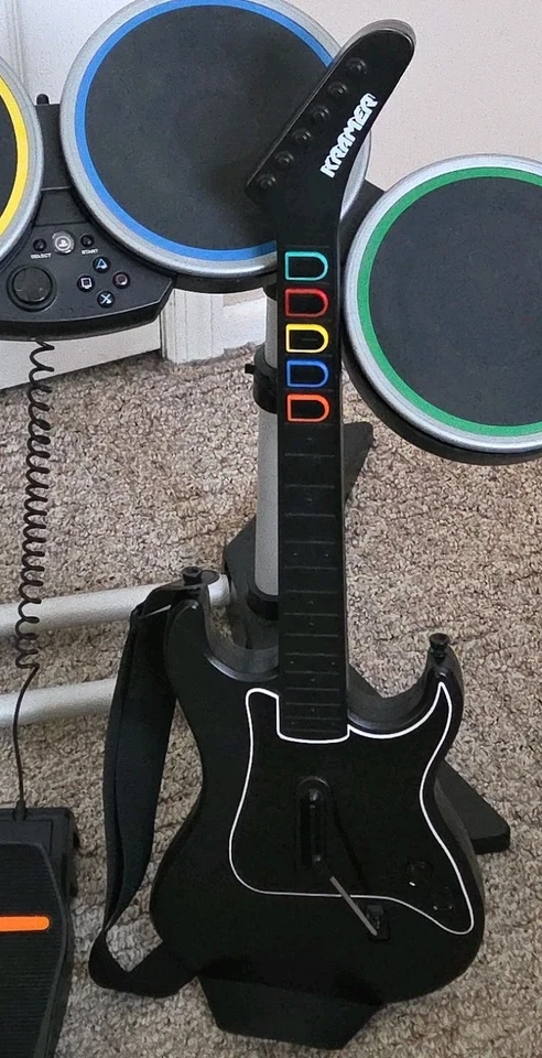 PS3 Lot Harmonix Rock band Wireless Drumset & 2 Guitars NO DONGLE NO DRUMSTICKS - Image 4 of 4