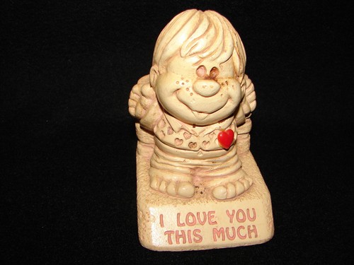 Vintage Paula Valentine Guy Figurine Statue  It reads: I Love You This Much - Picture 4 of 4