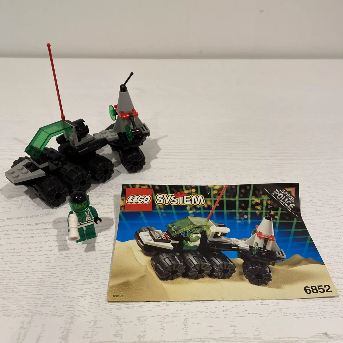 Lego system store space police