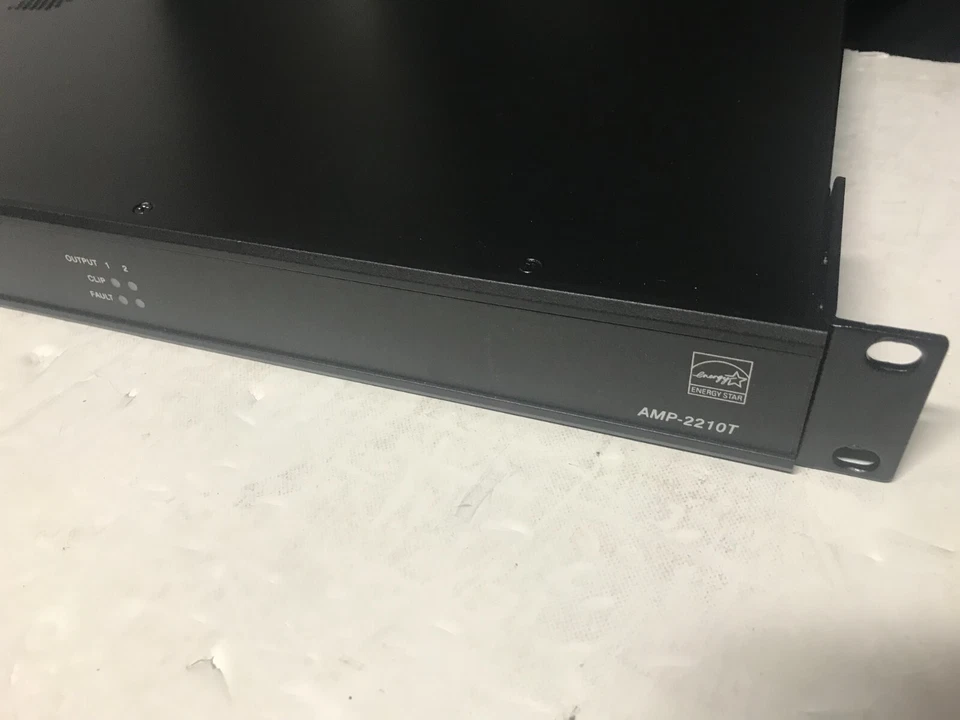 Crestron AMP-2210T 2-Kanal 2x 210W kommerzielle Endstufe Rackmount (NOS) - Bild 2 von 4