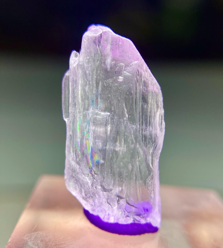 18ct | Transparent Cute Kunzite Crystal Rough Specimen | Kunar, Afghanistan.