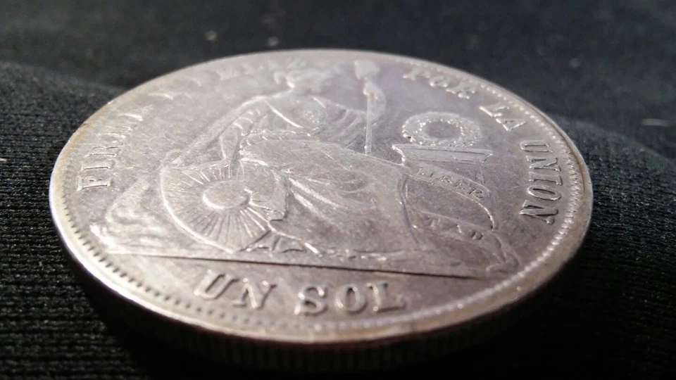 Moneda Plata Perú 1871 Un Sol Envío Gratis en EE. UU. .900 Foto 3 de 4