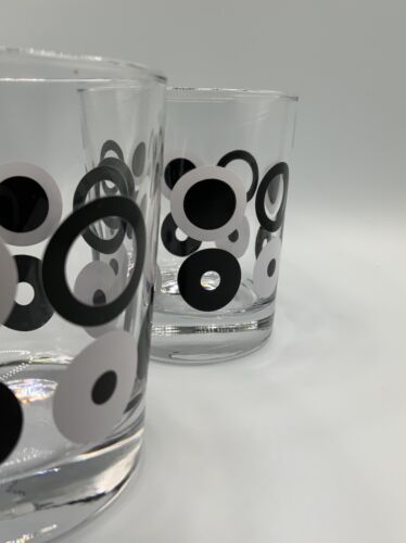 Two Retro Midcentury Style 8oz Rocks Glasses With Black And White Circles Lot - Picture 3 of 3