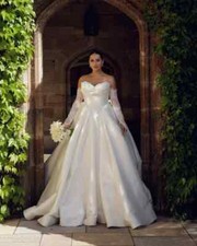 Elegant Satin A-Line Wedding Dresses Sexy V-Neck Lace Brush Train Bridal Gowns