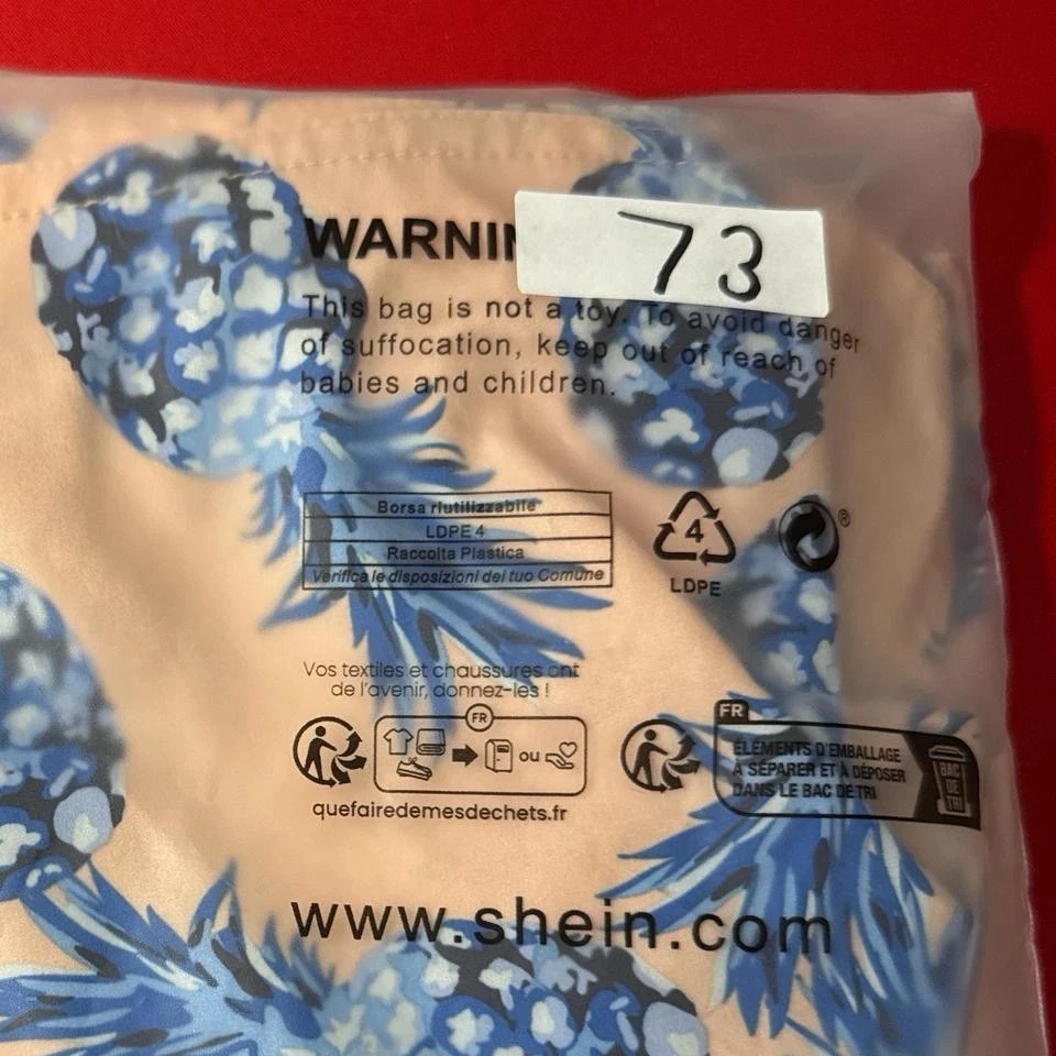 Bañador Clase/Club Niños Azul y Crema Estampado Piña Talla 14/16 Foto 3 de 3