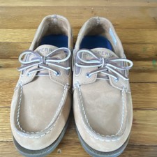 SPERRY slip on Beige Leather kids Comfort Boat shoes size 3.5 New without box