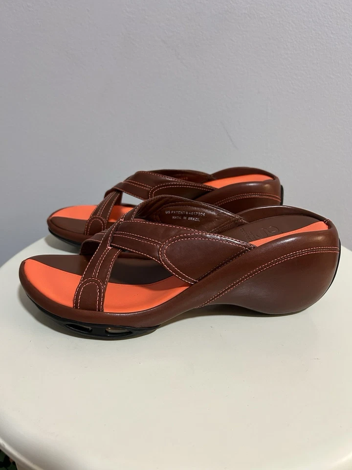 Sandalias de cuña de cuero para mujer Nike Air serie g marrón naranja talla 8B Foto 3 de 4