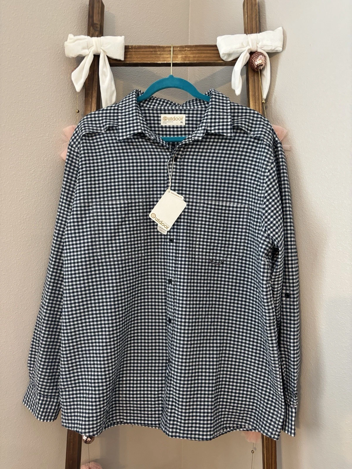 Roundtree & York Outdoor XL NWT Breezy Increased Airflow Moisture Wicking Shirt
