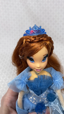 white christmas dresses The Magic is Back Official Figures Collection
