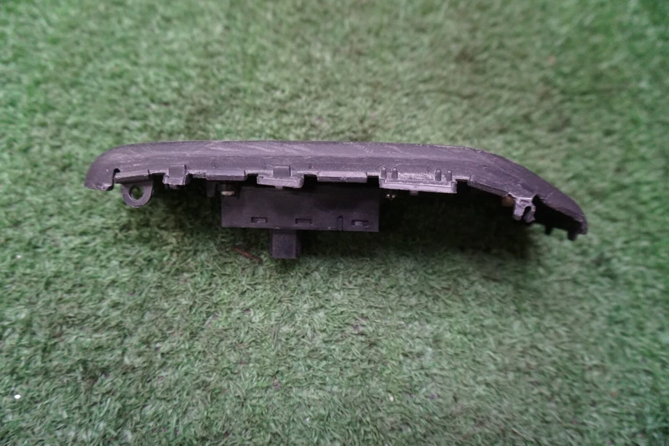 Interruptor de ventana delantera derecha Honda Fit 2009 2010 2011 2012 2013 OEM 83543TF0G0 Foto 3 de 4