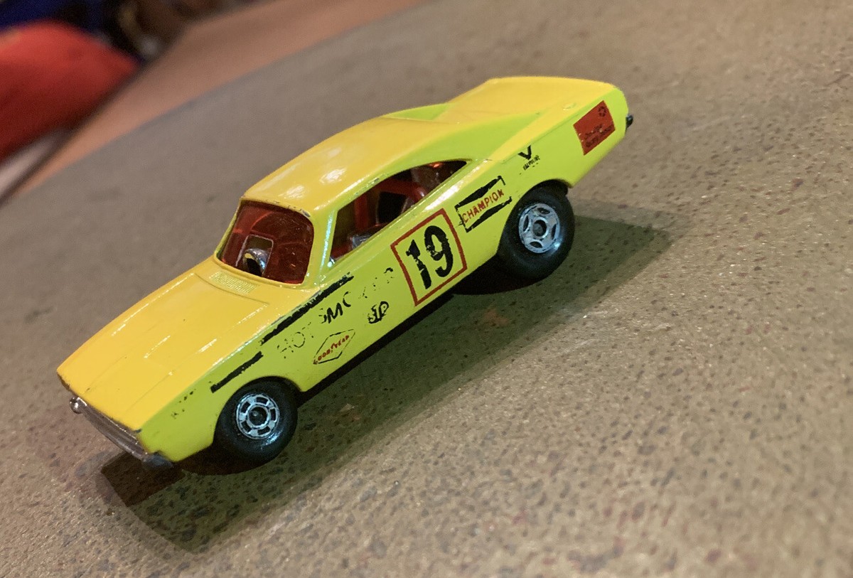 Vintage 1971 LESNEY MATCHBOX #5 Dodge Charger HOT SMOKER | eBay