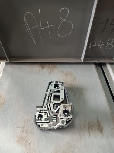 Original VW Sharan 7M Lampenträger Rückleuchte links 7M0945257A