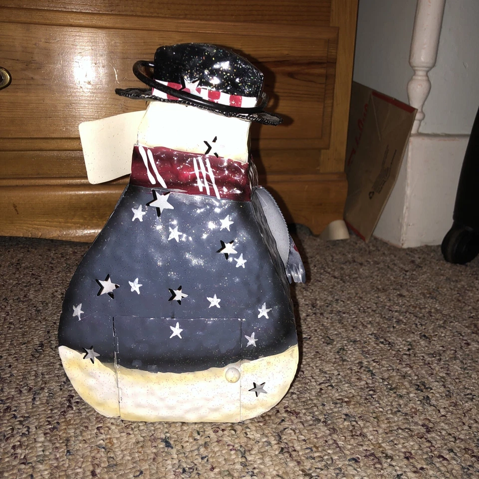 Interior del hogar Patriótico Dios nos bendiga a todos muñeco de nieve té luz linterna metal ¡NUEVO! Foto 4 de 4