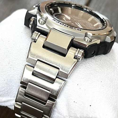 CASIO G-SHOCK MTG-S1000D-1AJF MT-G Solar Funcionando - Imagen 7 de 10