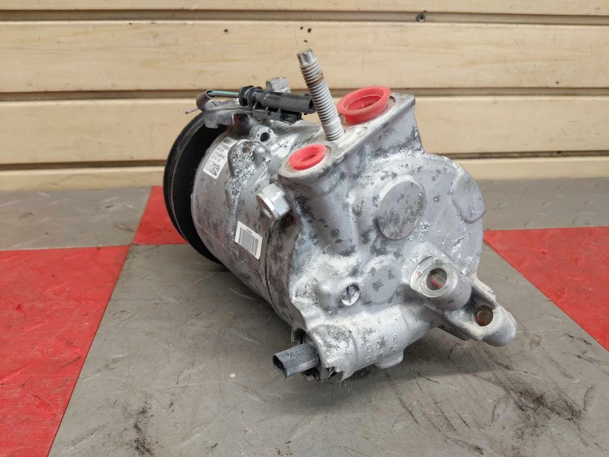 2020-2021 Corvette C8 6.2L OEM A/C Air Compressor P/ 84650871