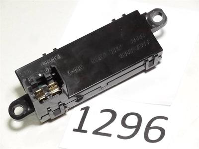 1992-1996 toyota camry dash clock digital 83910-33010 oem