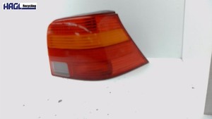 Heckleuchte komplett Rechts VW Golf 1.6 1 J Limousine