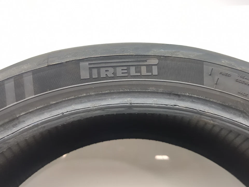 Rear Tire Pirelli Diablo Rosso IV Corsa 190/50-17 - Image 2 of 4