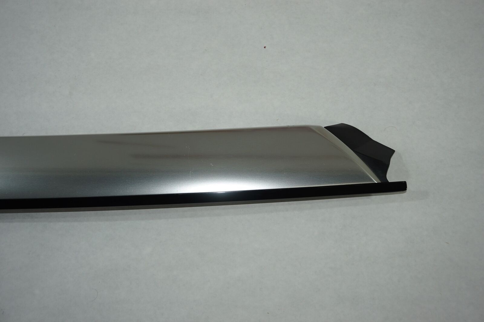 Audi R8 Spyder 2011-2015 Left Pillar cover molding