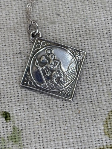 VINTAGE c.1970s sterling silver ST CHRISTOPHER pendant charm on chain necklace - Picture 2 of 9