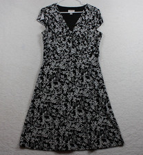 LOFT Women's Shift Dress Size 14 Floral Black & White Cap Sleeves